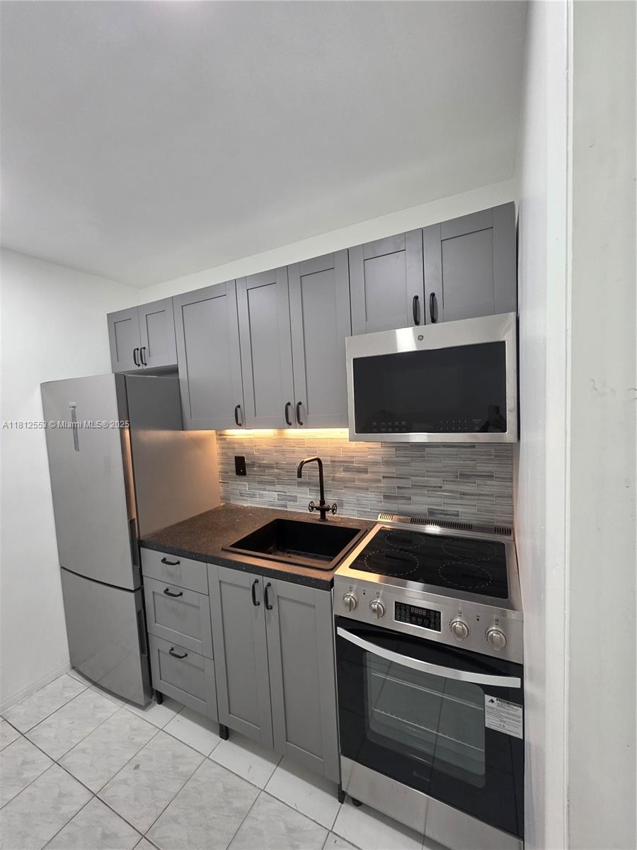 Property photo # 8