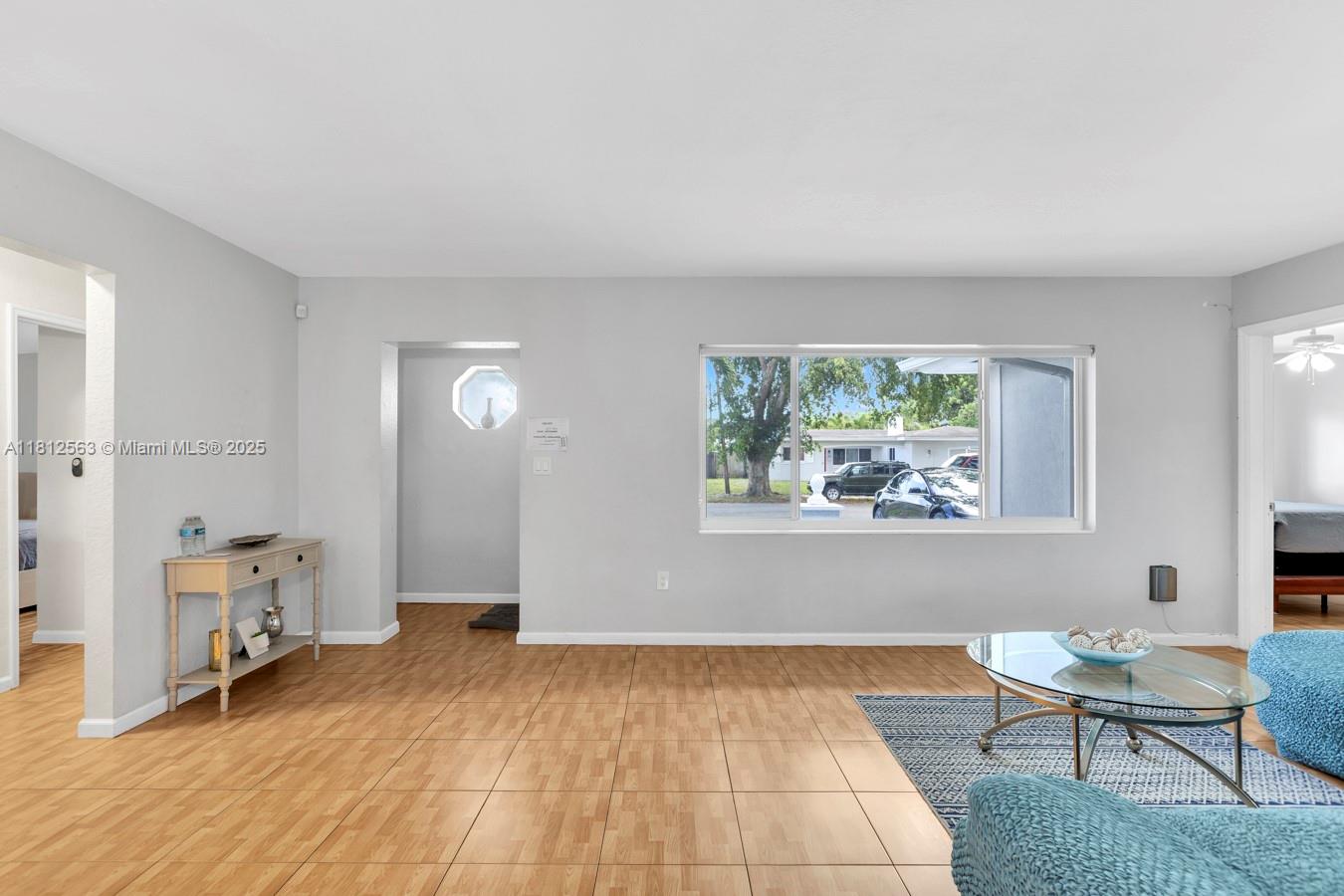 7509 Hayes St, Hollywood, Florida image 6