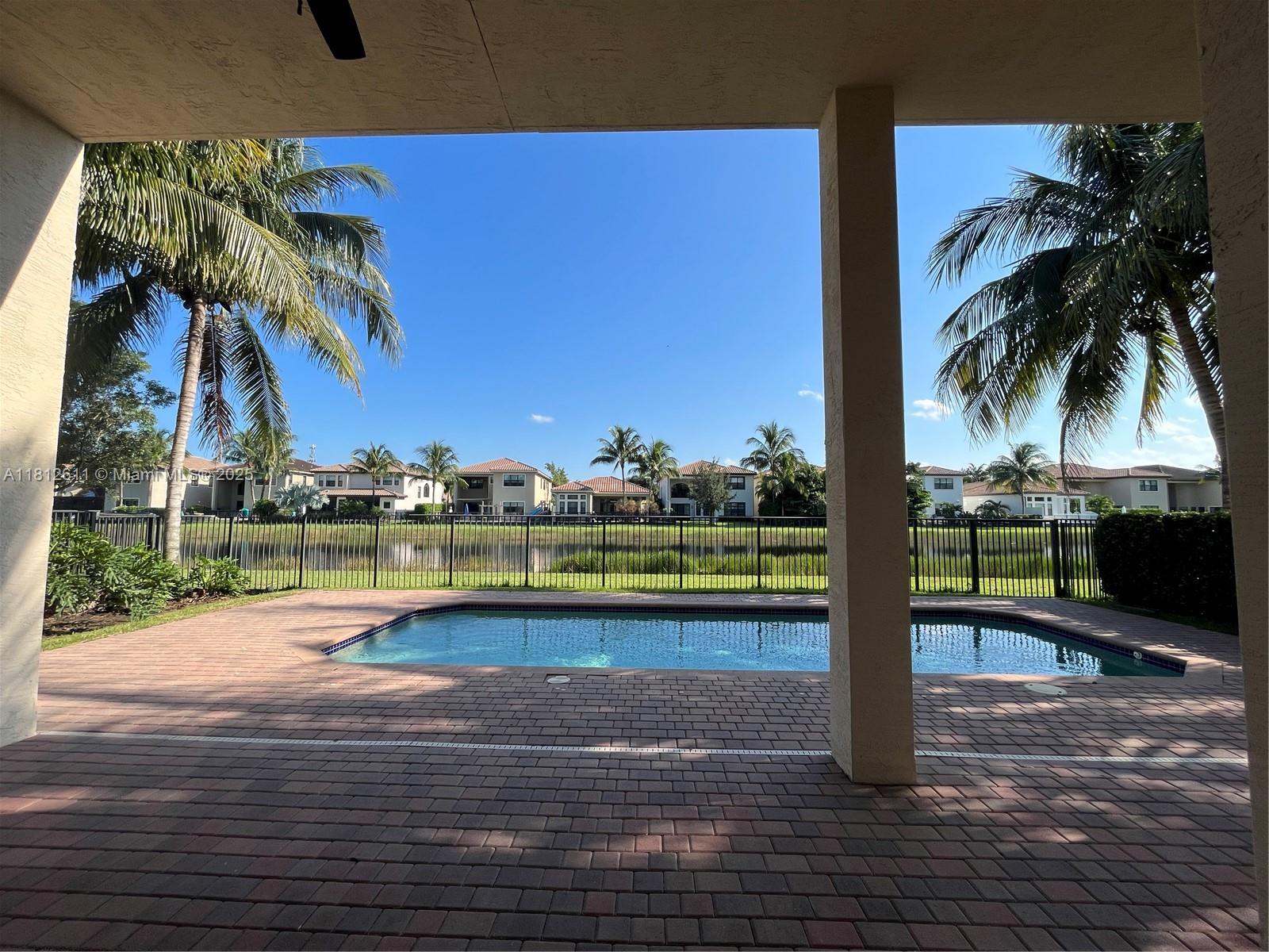 8248 Lost Creek Ln, Delray Beach, Florida image 31