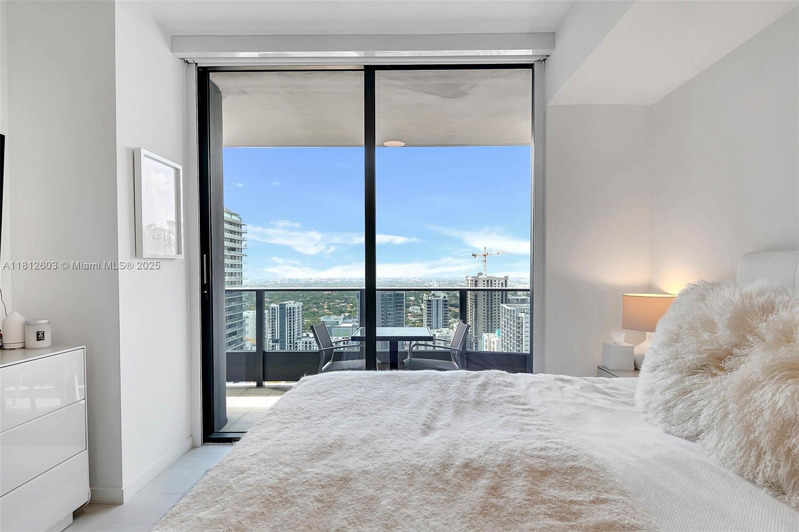1000 Brickell Plz #3206, Miami FL 33131