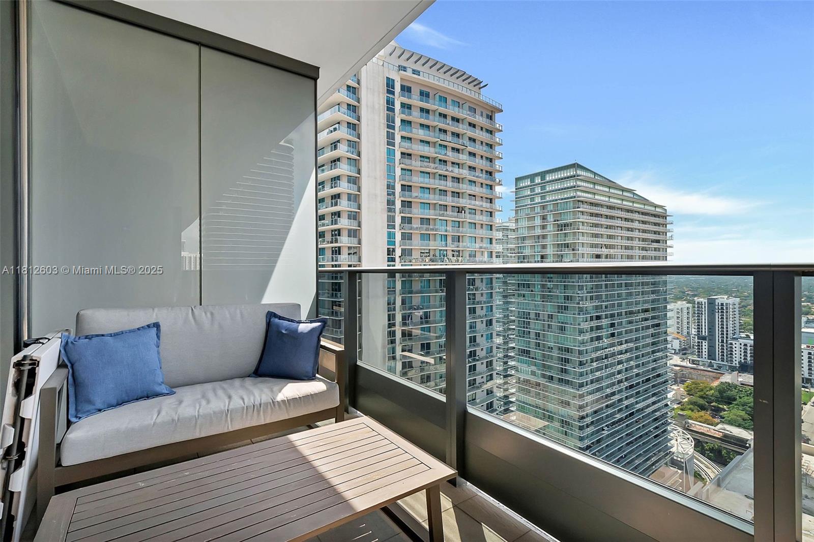1000 Brickell Plz #3206, Miami FL 33131