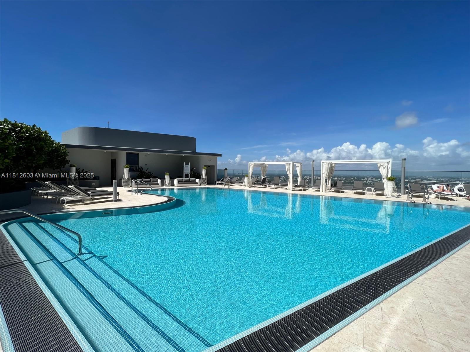 1000 Brickell Plz #3206, Miami FL 33131