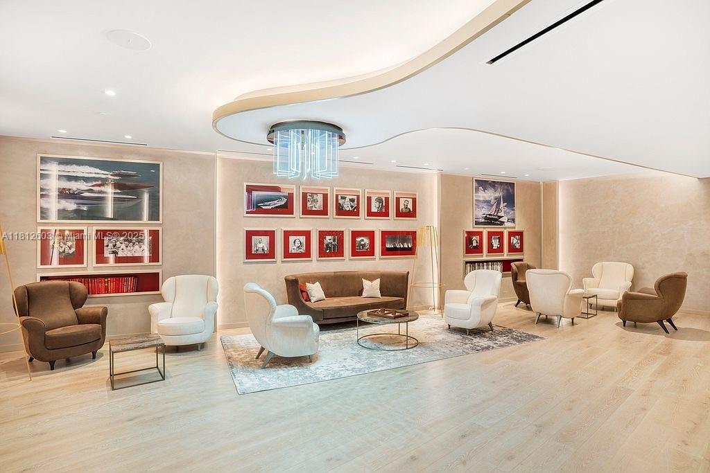 1000 Brickell Plz #3206, Miami FL 33131