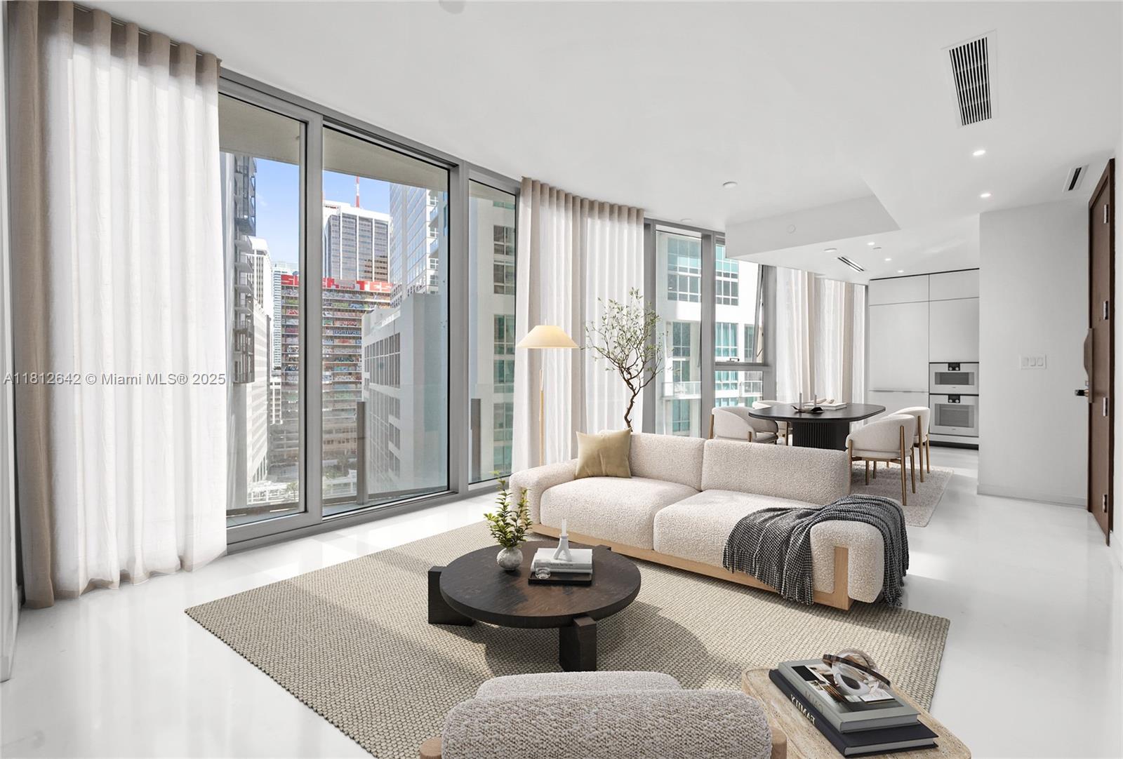 Condo for Sale in Miami, FL