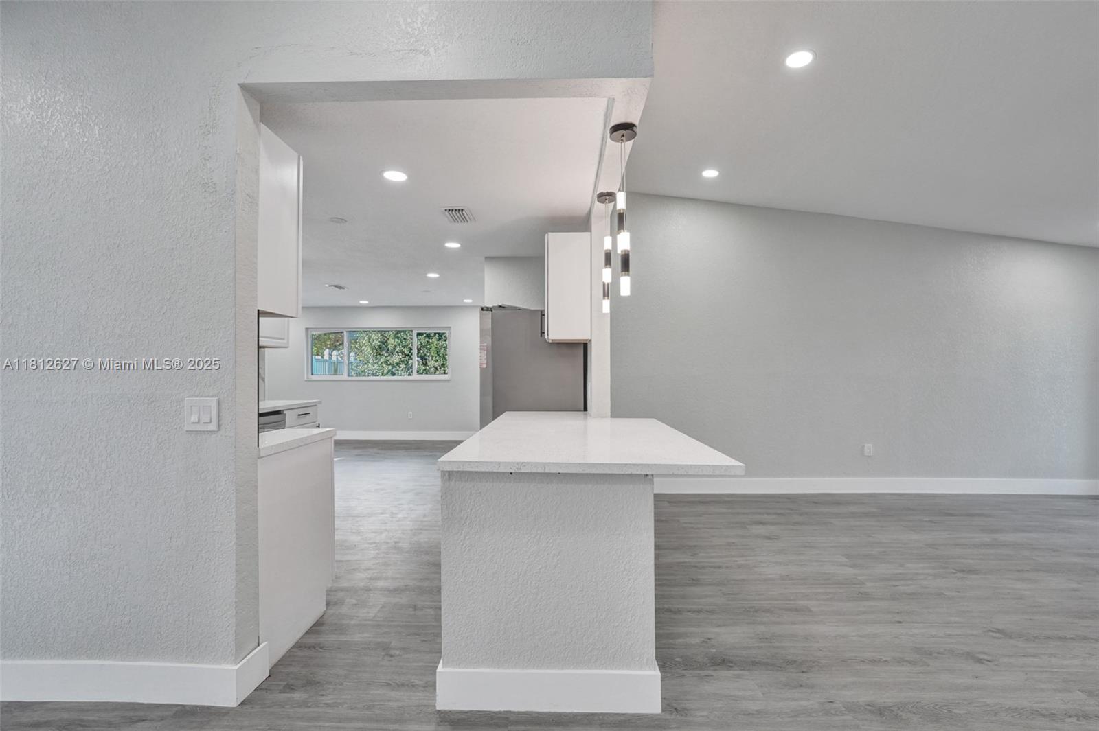 8400 NW 7th St, Pembroke Pines, Florida image 13
