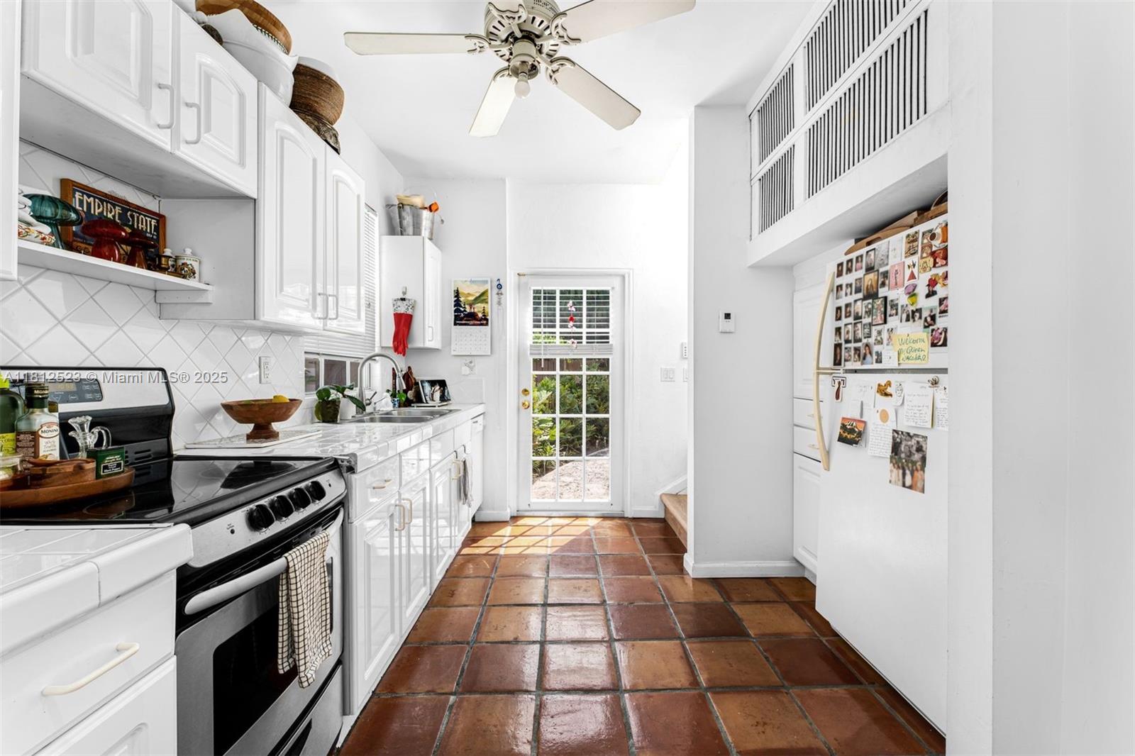 1870 S Bayshore Dr, Miami, Florida image 9