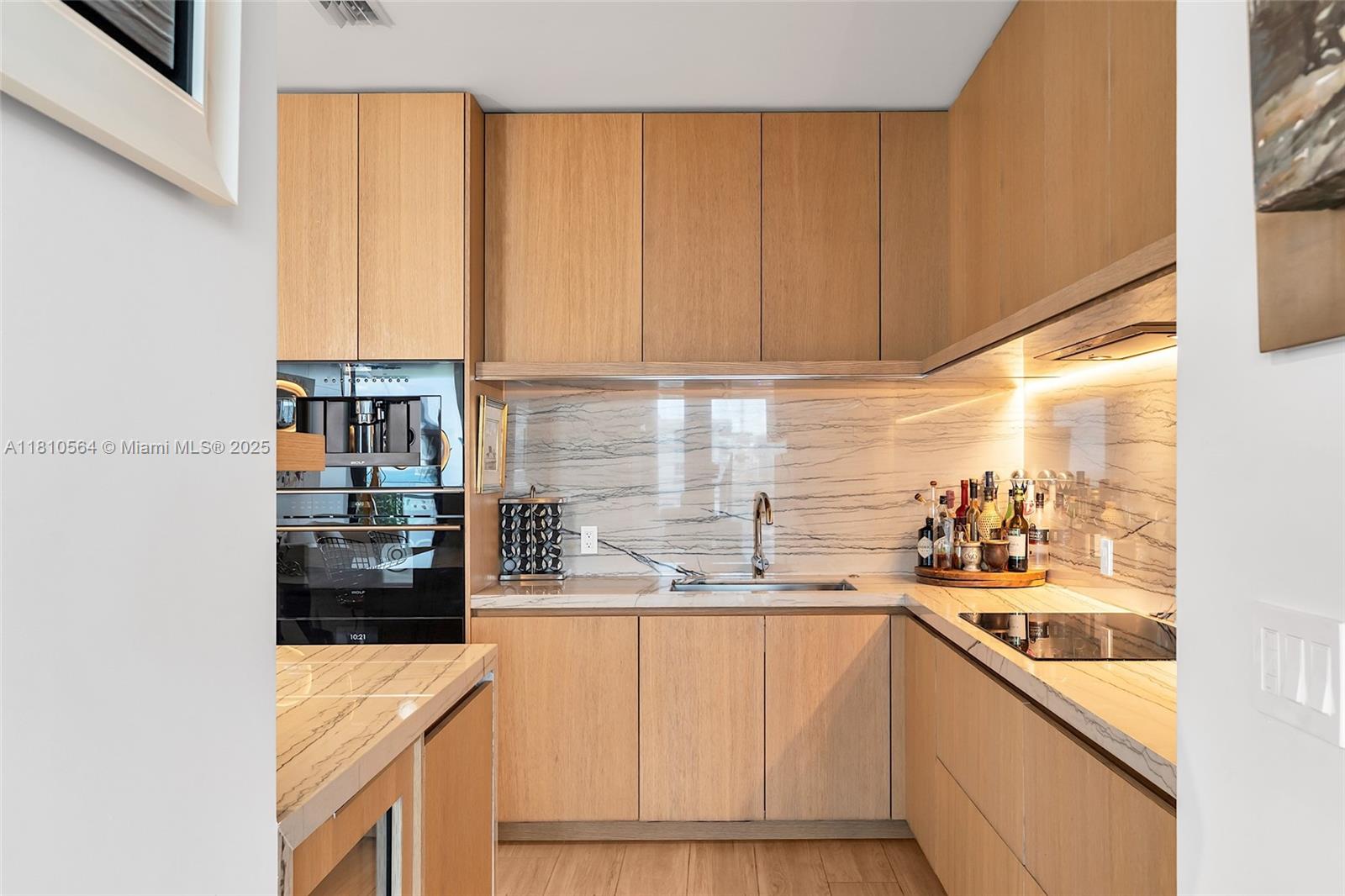 8701 Collins Ave #905, Miami Beach, Florida image 18