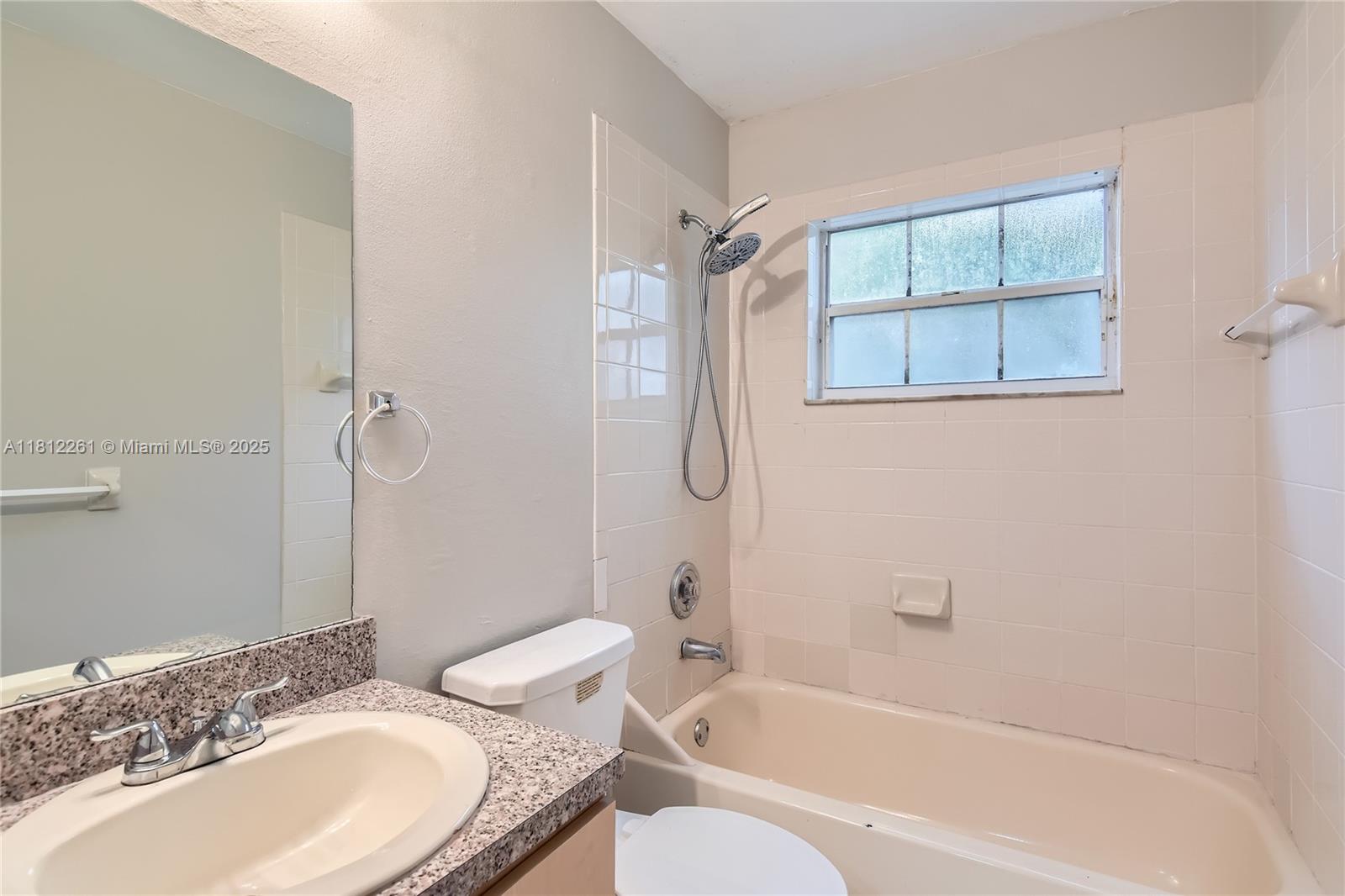 20316 NW 32nd Path, Miami Gardens, Florida image 13