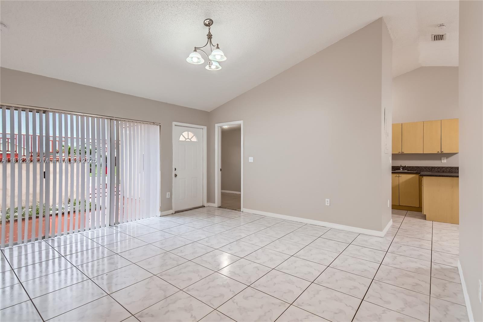 20316 NW 32nd Path, Miami Gardens, Florida image 6