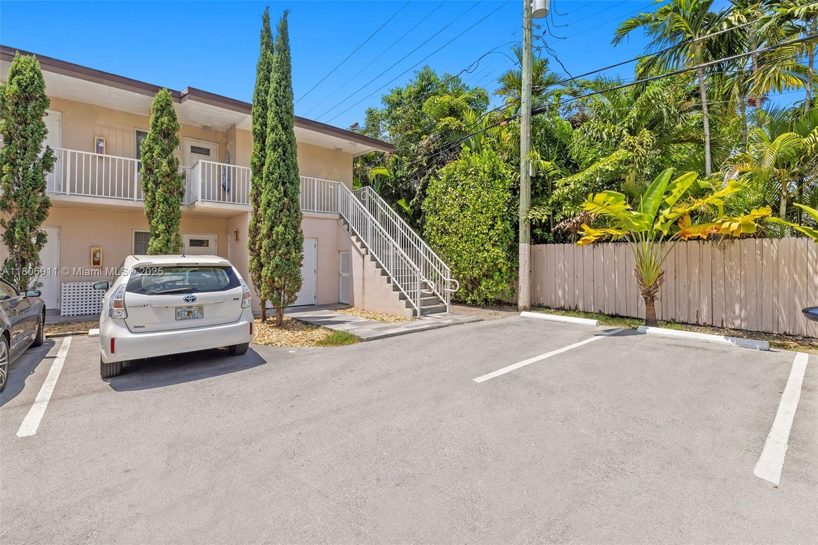 1300 Salzedo St #1, Coral Gables, Florida image 20