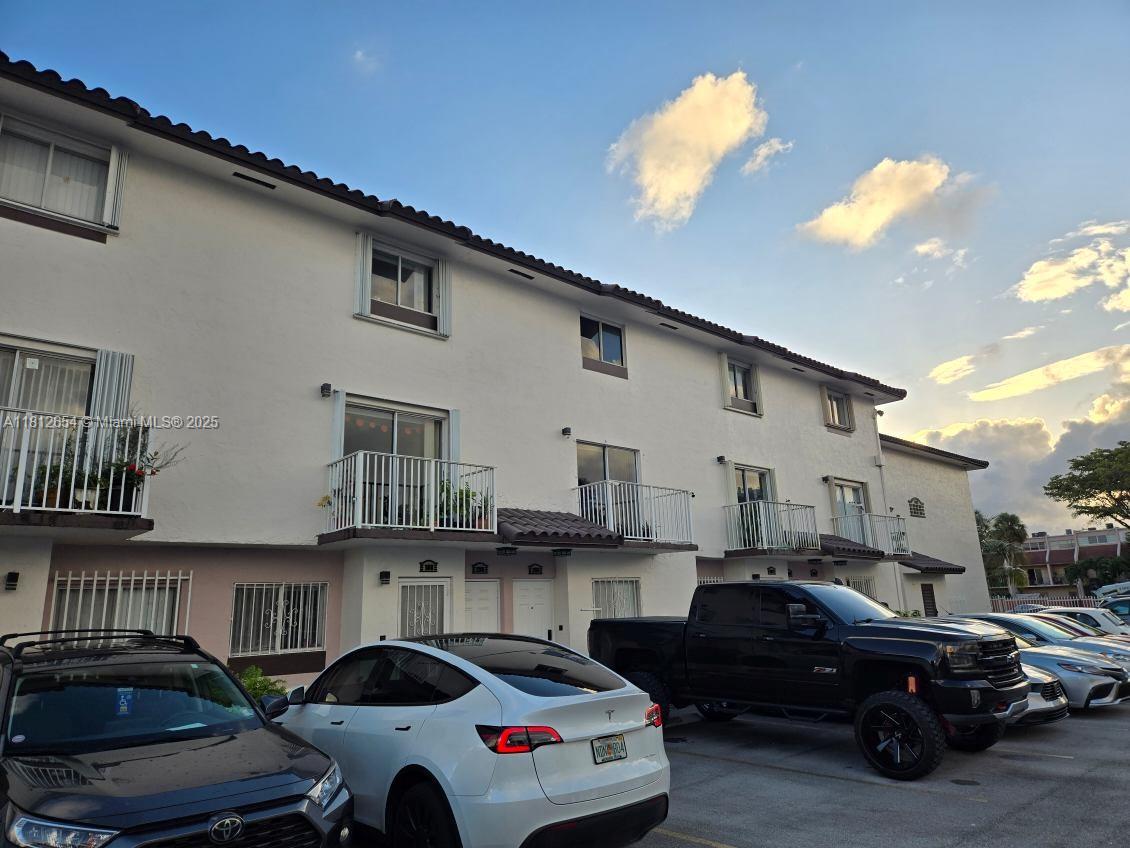 Property photo # 0