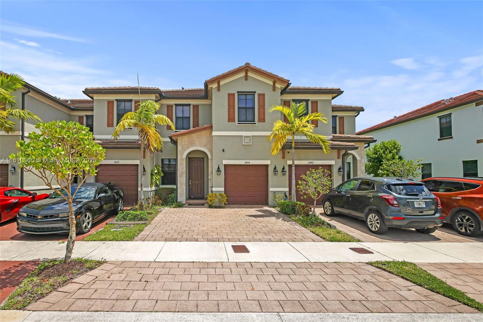 3434 W 105th St, Hialeah, Florida image 3
