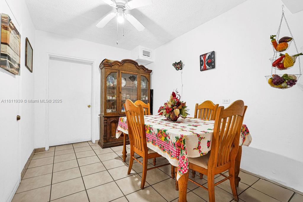 911 E 9th Pl, Hialeah, Florida image 19