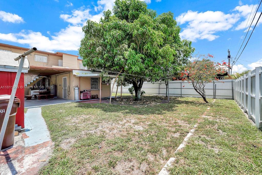 911 E 9th Pl, Hialeah, Florida image 34