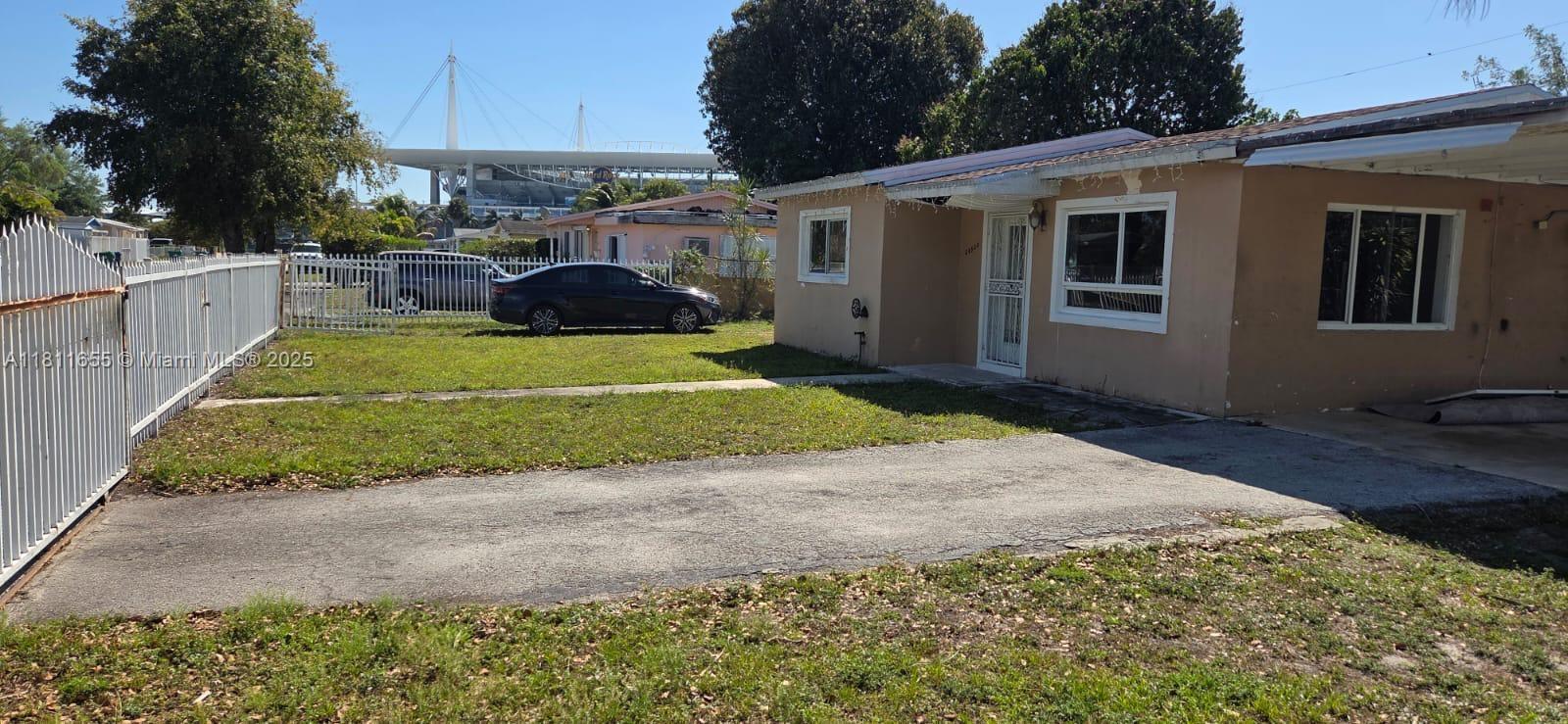 20520 NW 21st Ave, Miami Gardens, Florida image 10