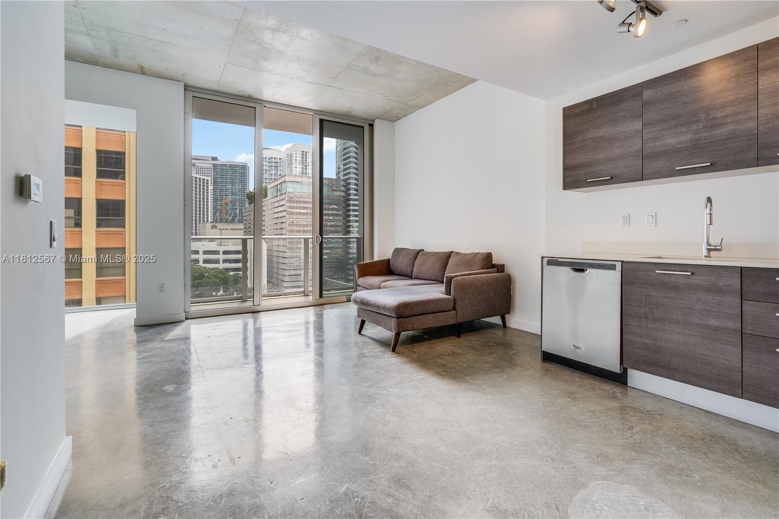 Property photo # 3