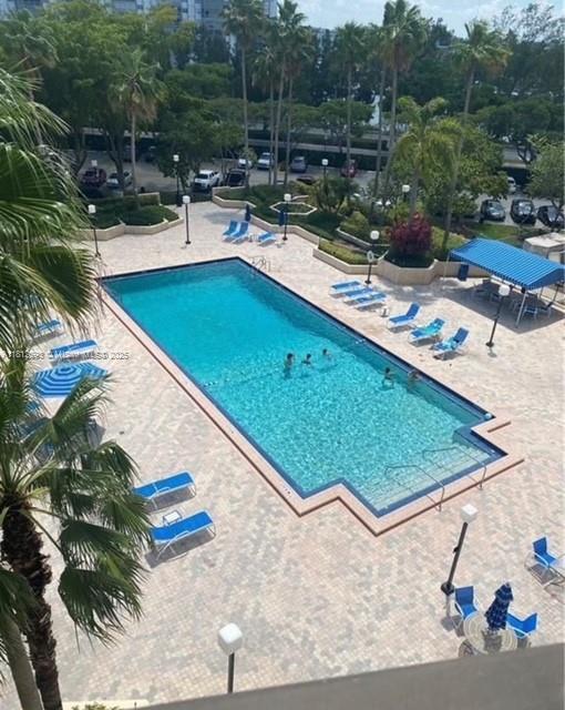 Residential, Hallandale Beach, Florida image 5