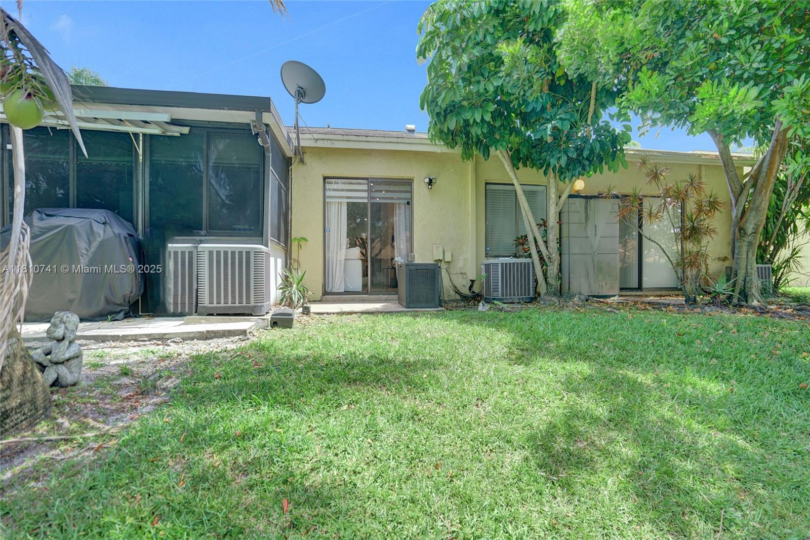 3680 NW 83rd Ln, Sunrise, Florida image 40