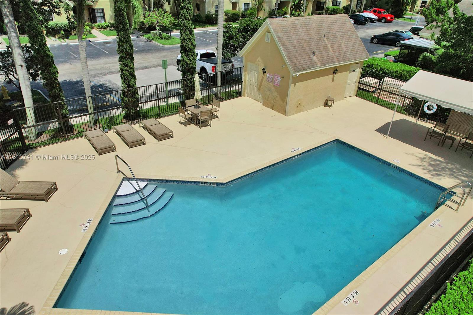 3680 NW 83rd Ln, Sunrise, Florida image 42