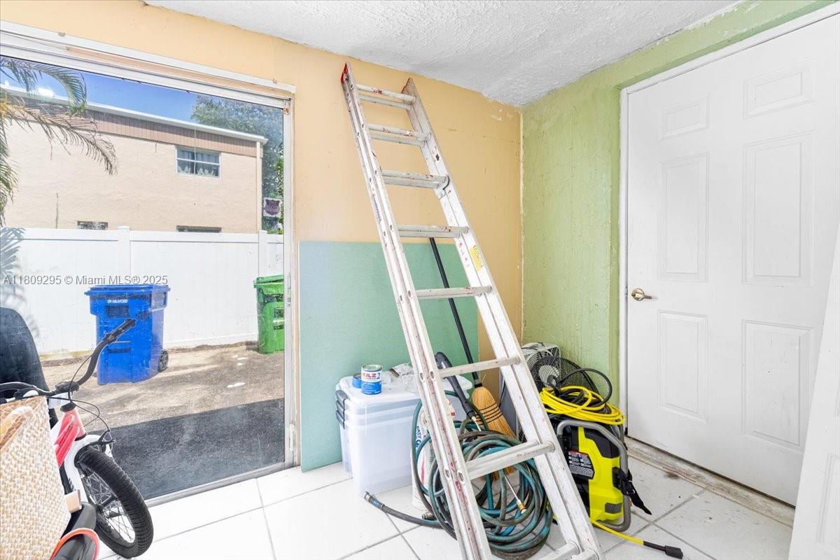 1061 NW 80th Ave #J, Margate, Florida image 7