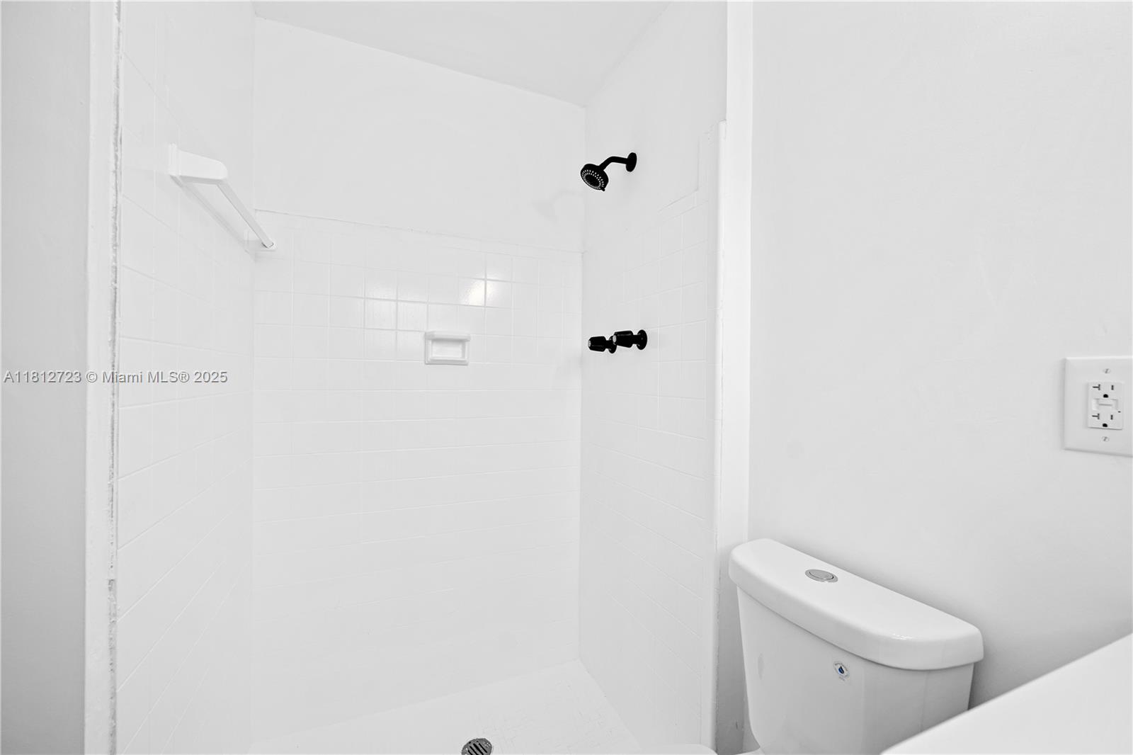 18801 NW 29th Ct, Miami Gardens, Florida image 23