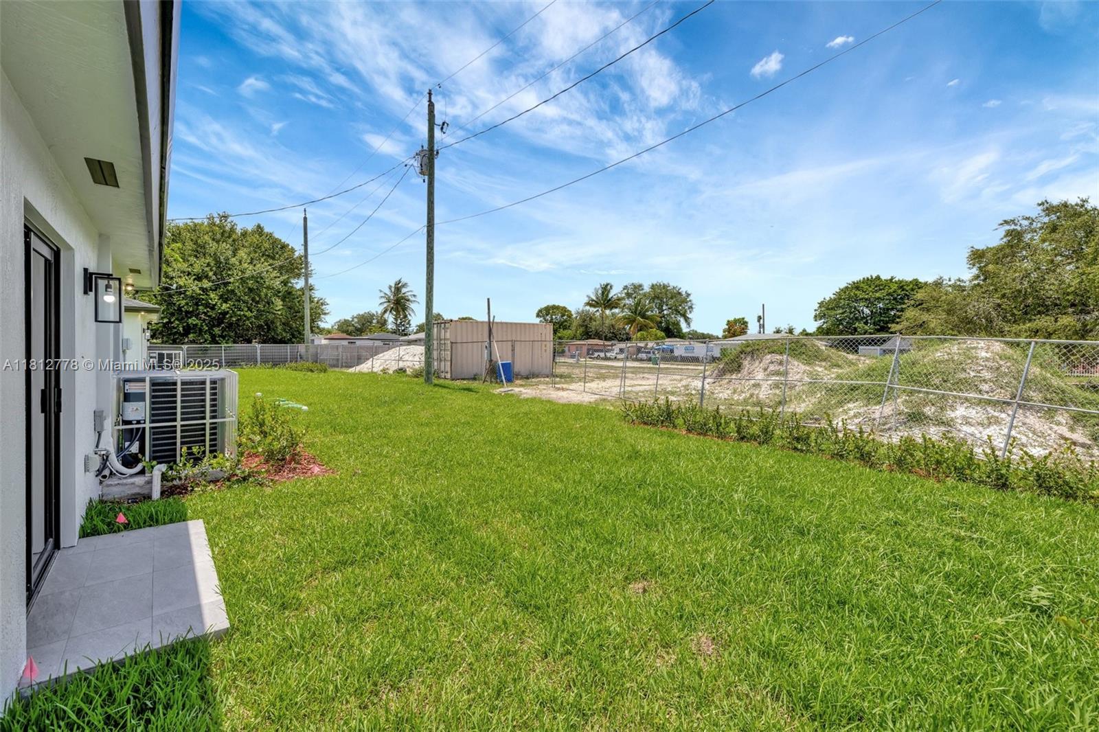 2411 NW 153 St, Miami Gardens, Florida image 13