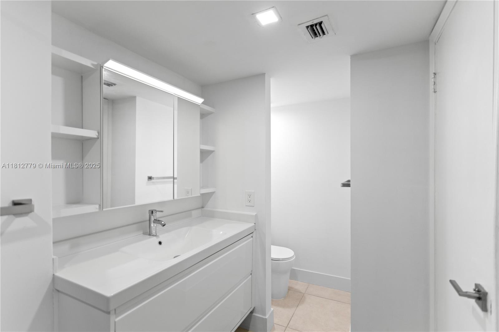 Residential, Miami, Florida image 40