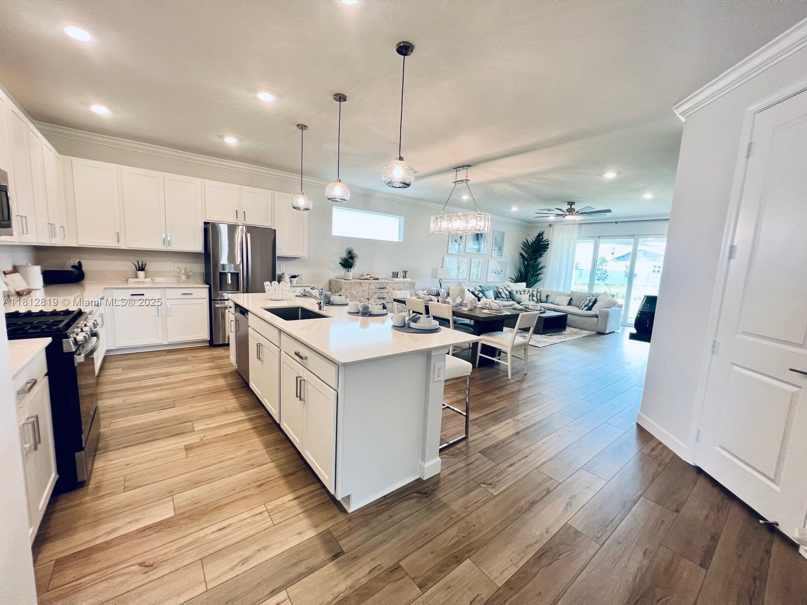 Property photo # 8