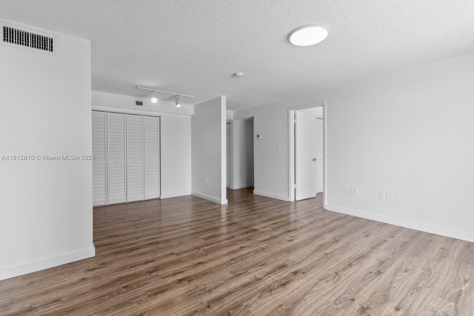 1720 NW N River Dr #308, Miami, Florida image 4