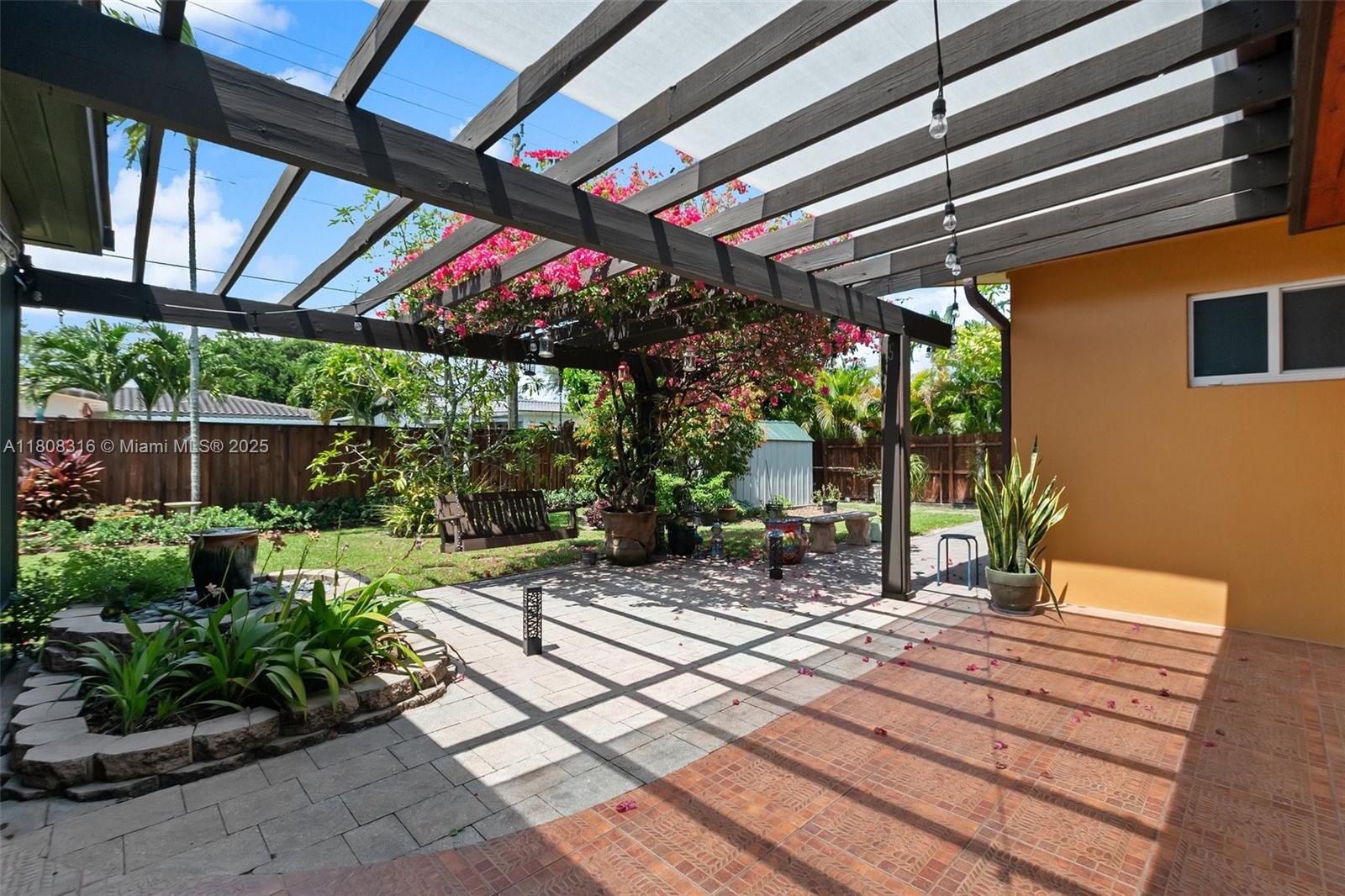991 Dove Ave, Miami Springs, Florida image 31