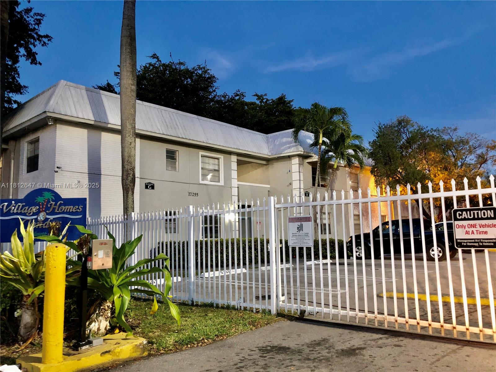 17255 SW 95th Ave #D-349, Palmetto Bay, Florida image 1