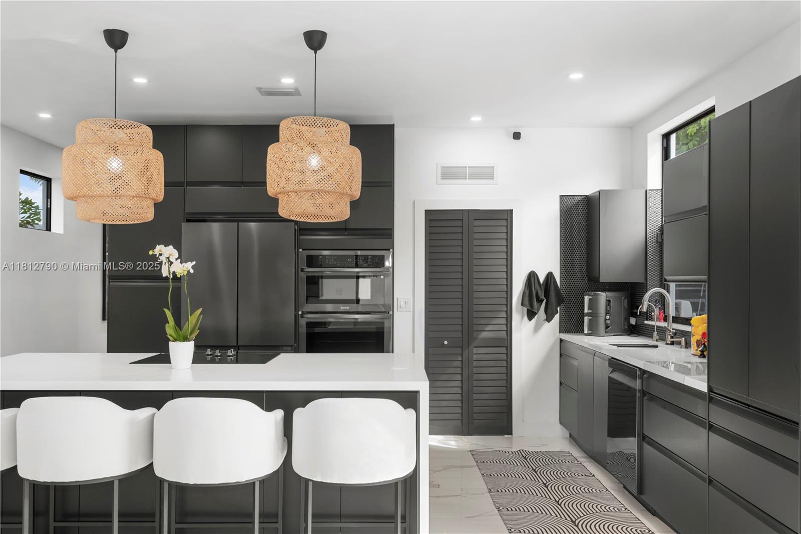 2320 SW 14th St, Miami, Florida image 12