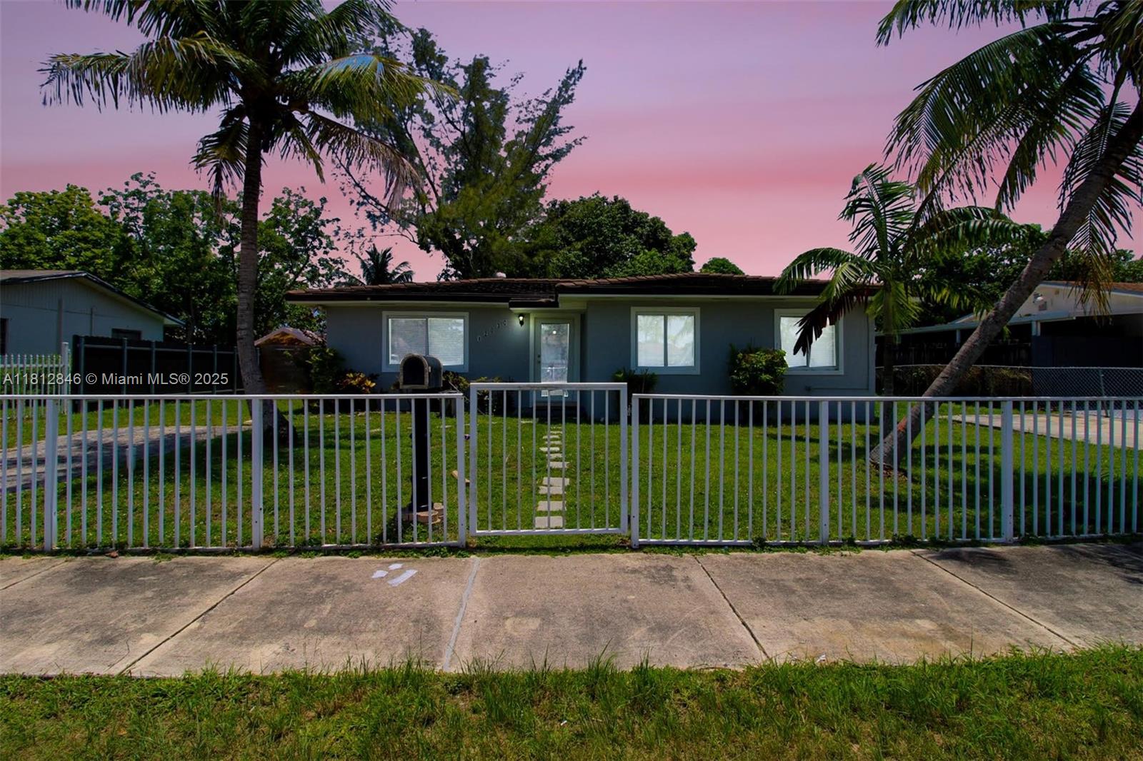 Property photo # 0