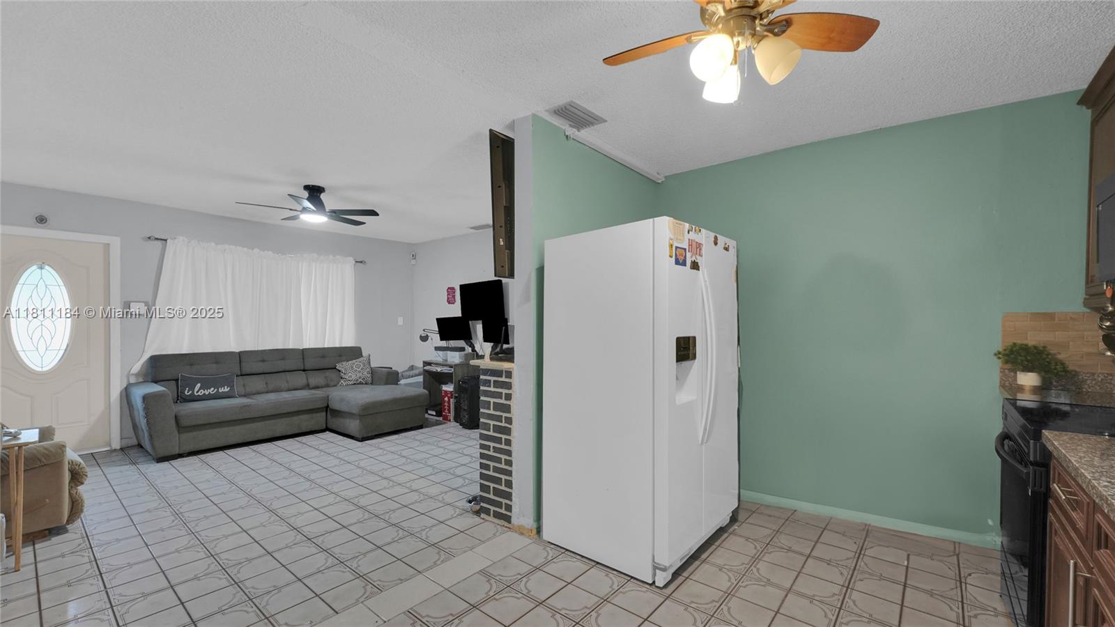 2286 SW 62nd Ter, Miramar, Florida image 6