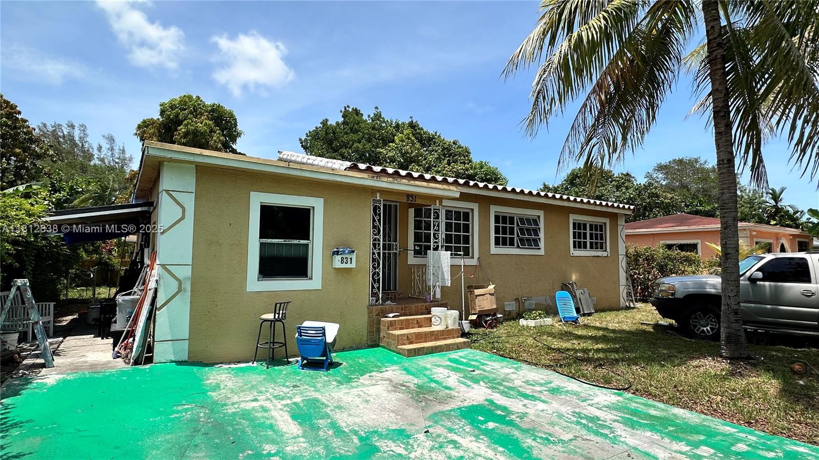 831 NE 157th Ter, North Miami Beach, Florida image 3