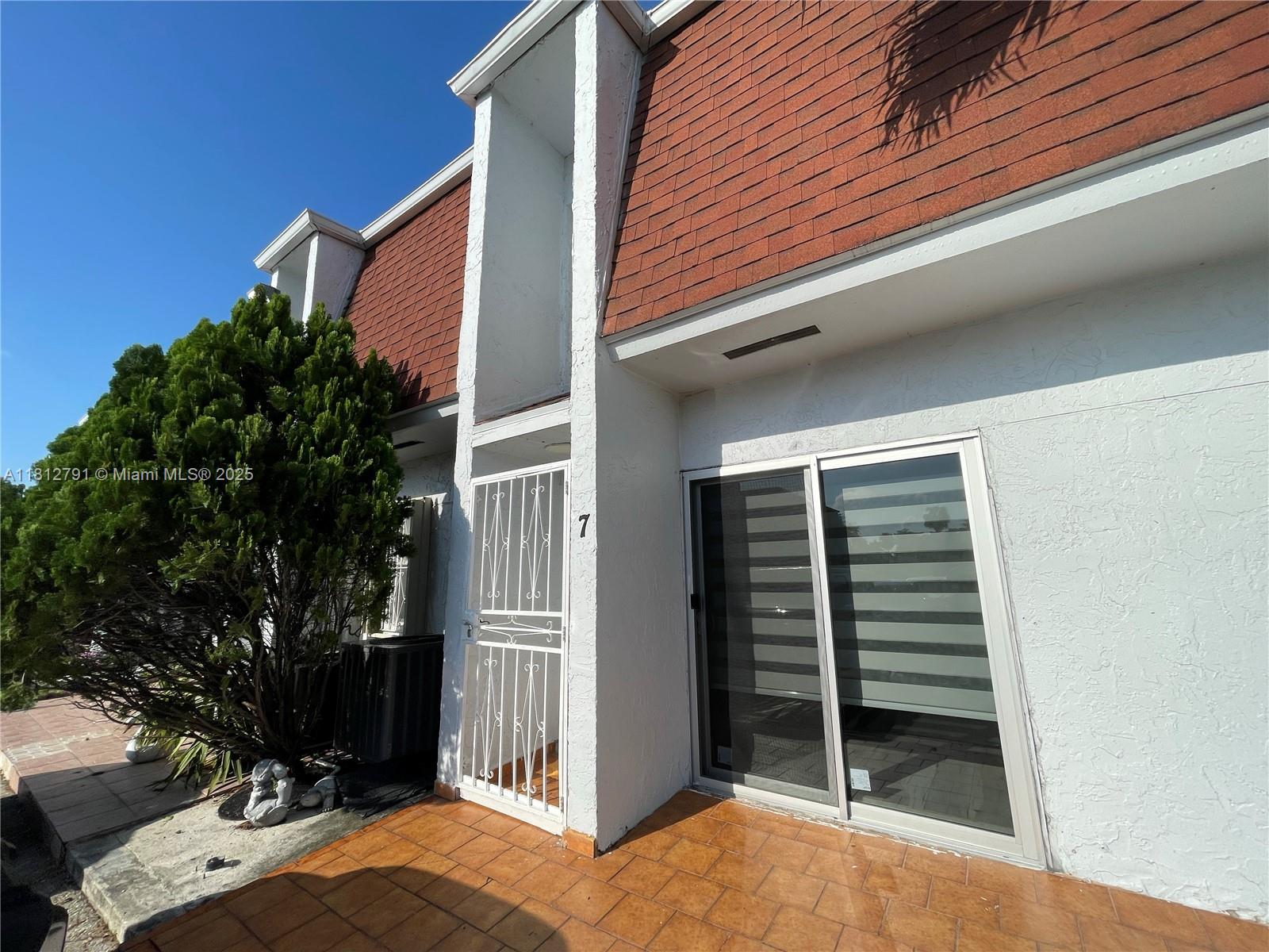 Property photo # 4