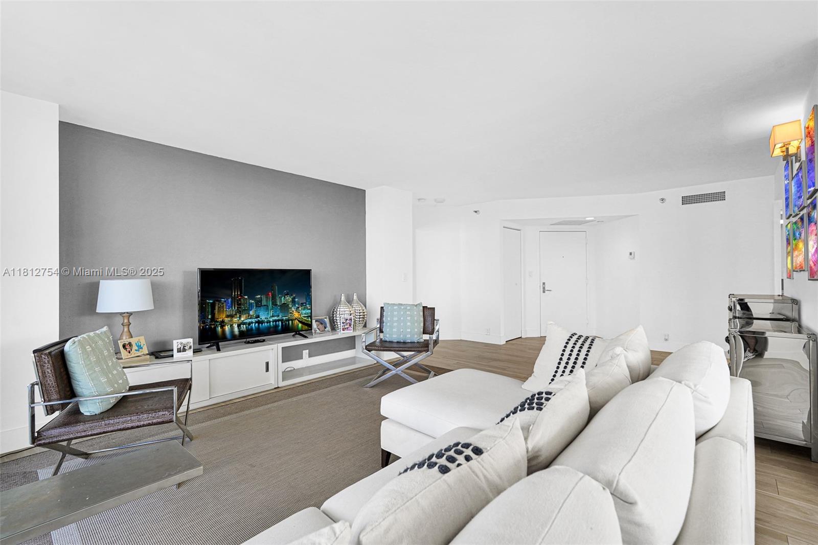 3530 Mystic Pointe Dr #1206, Aventura, Florida image 14