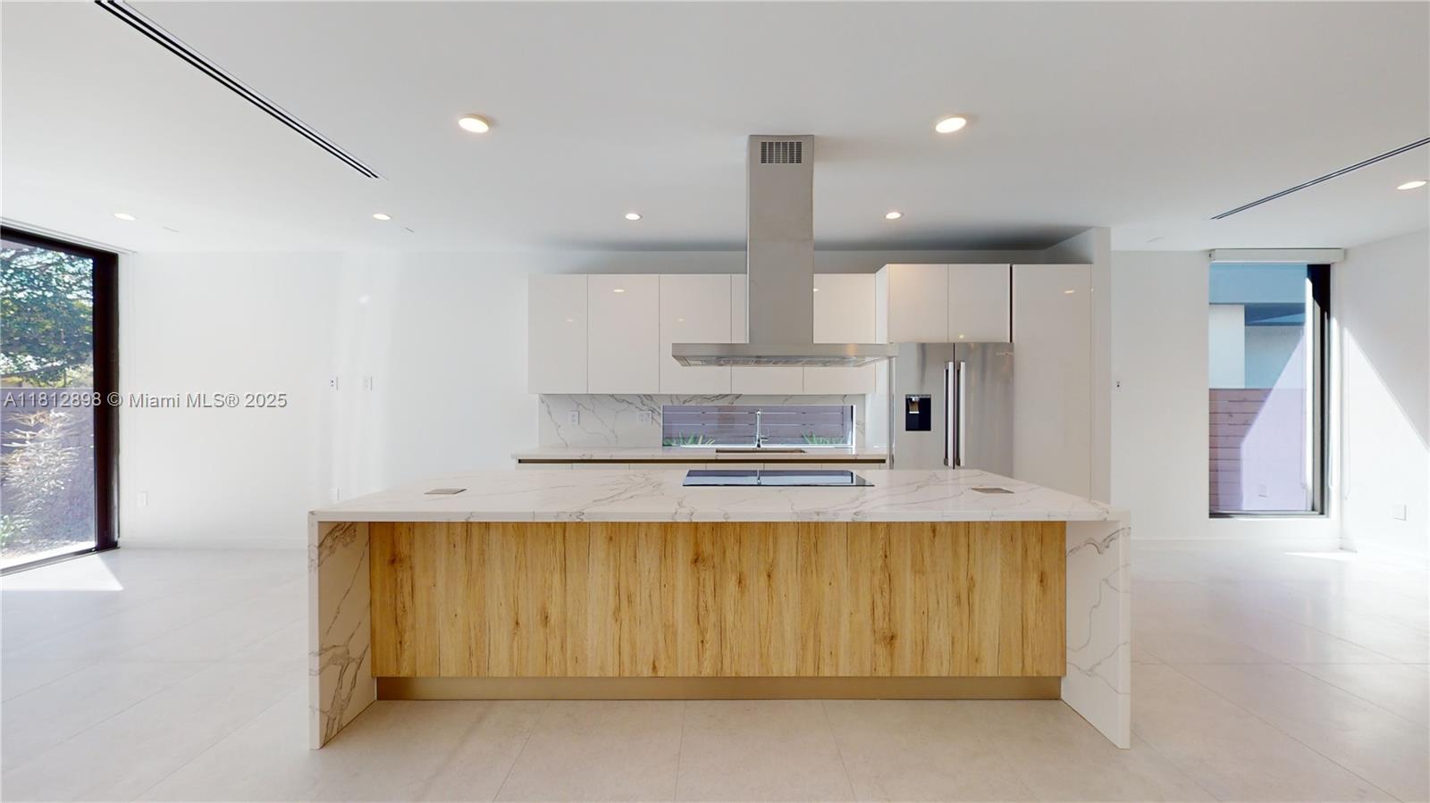 Property photo # 6