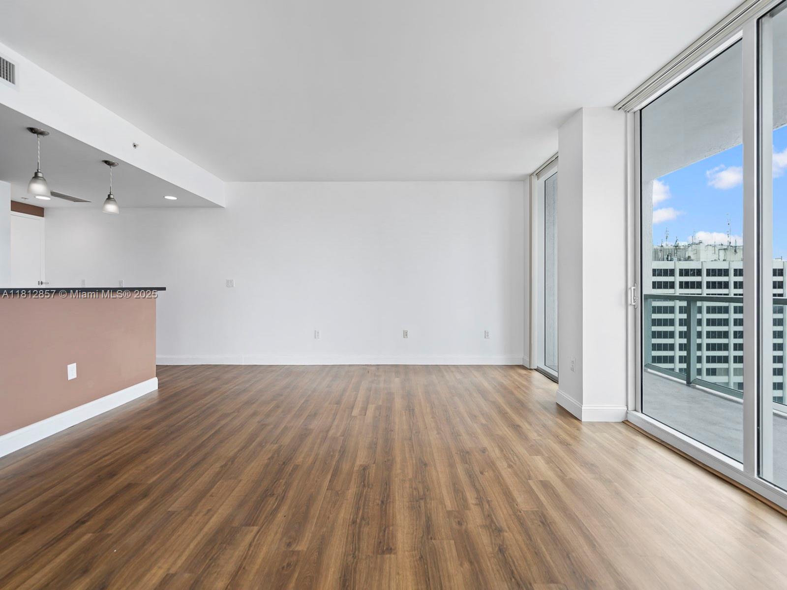 253 NE 2nd St #3108, Miami, Florida image 13