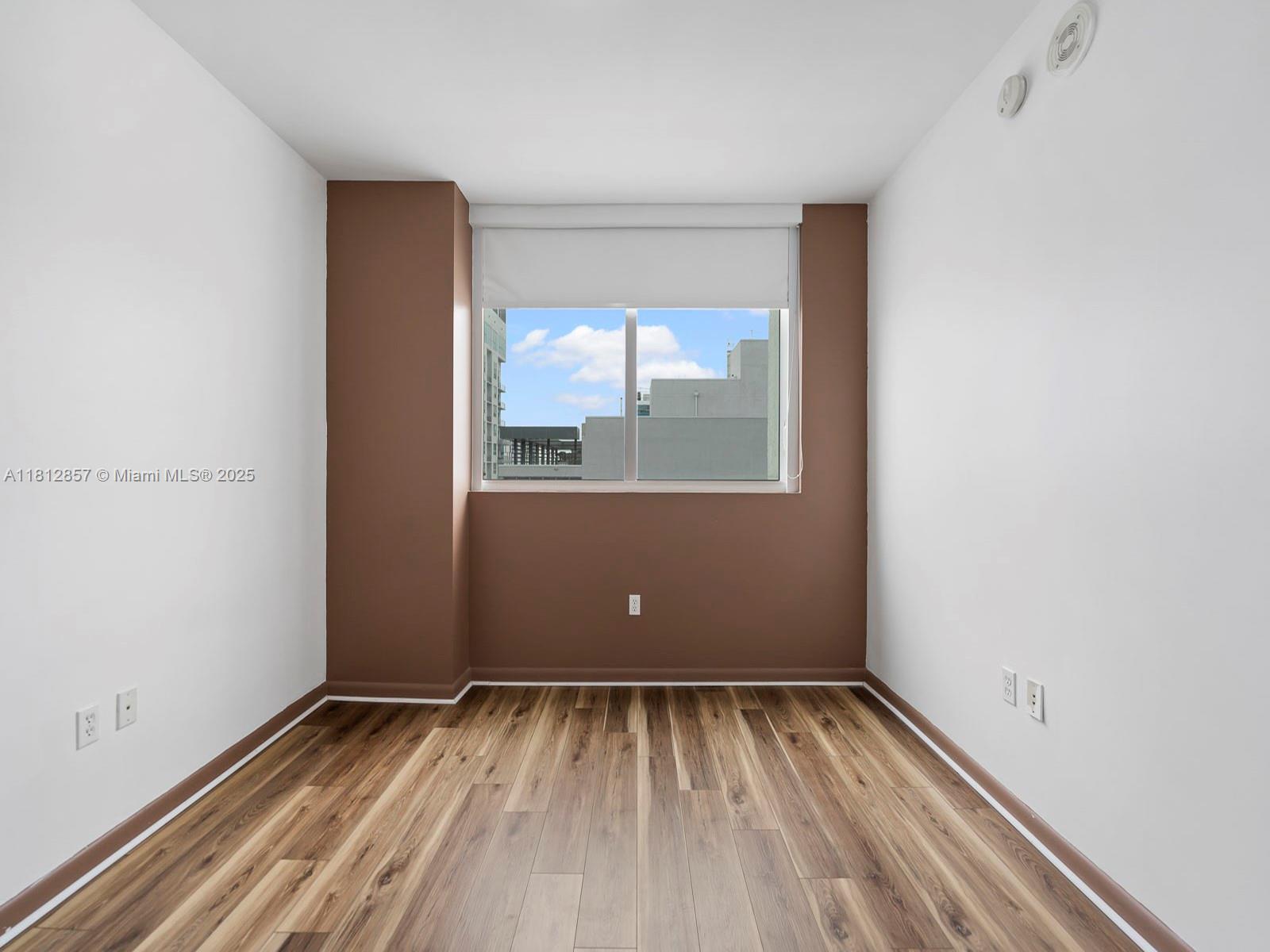 253 NE 2nd St #3108, Miami, Florida image 23