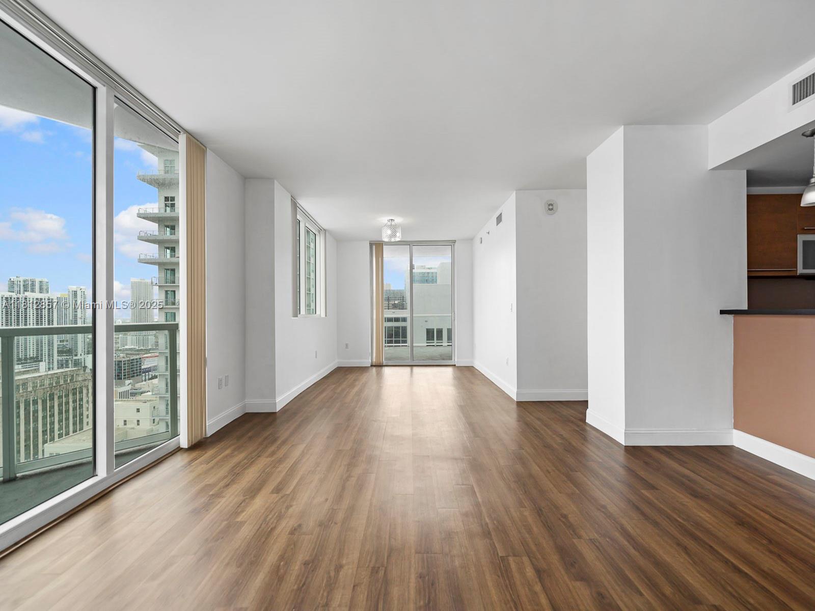 253 NE 2nd St #3108, Miami, Florida image 8