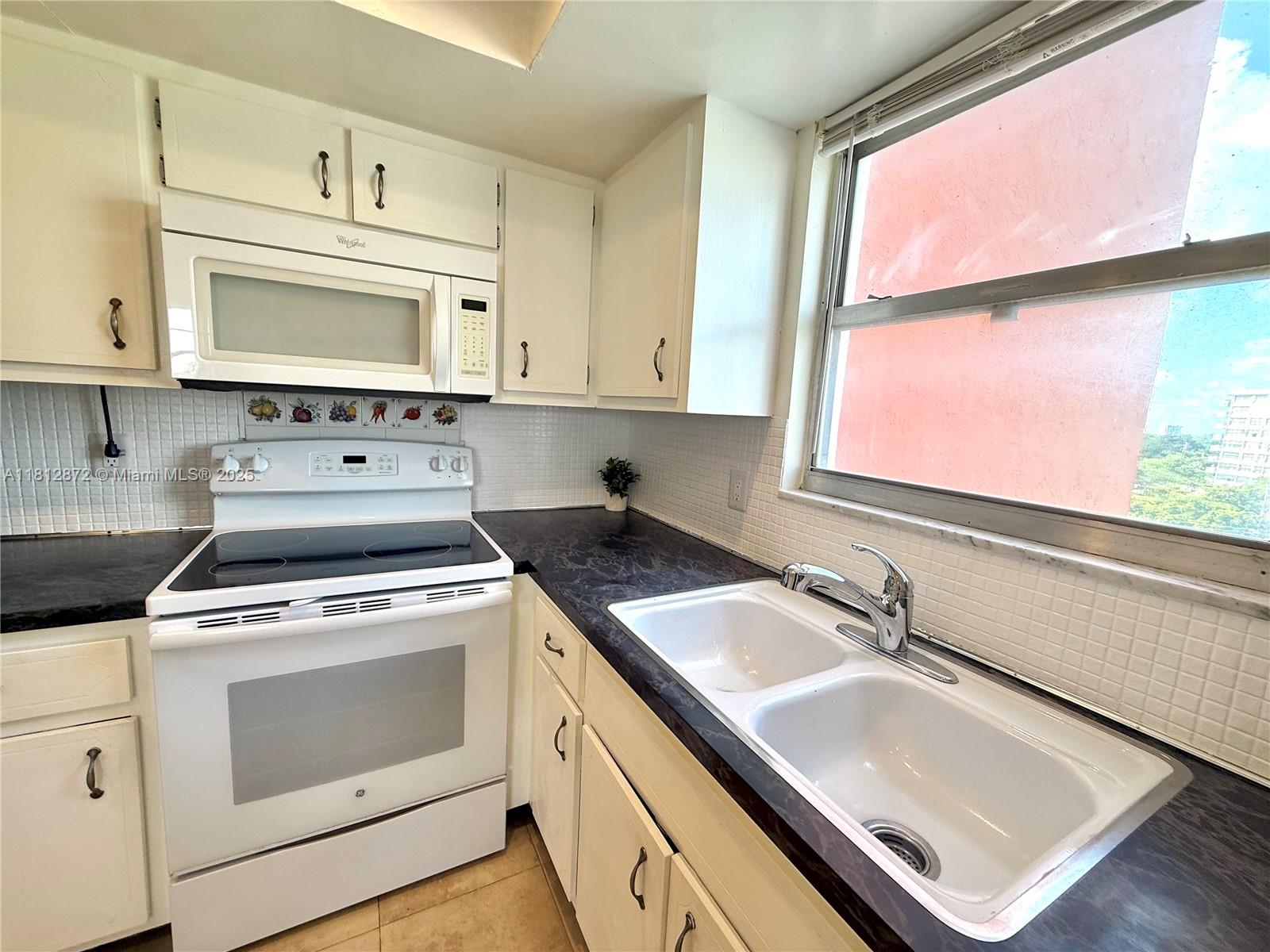 Property photo # 7