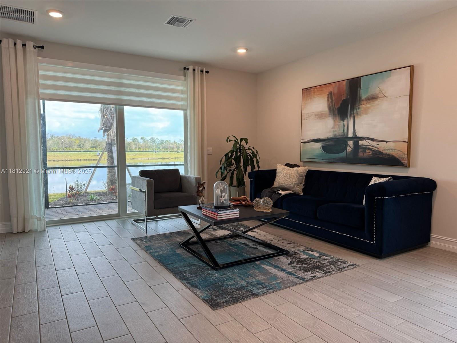 Property photo # 8