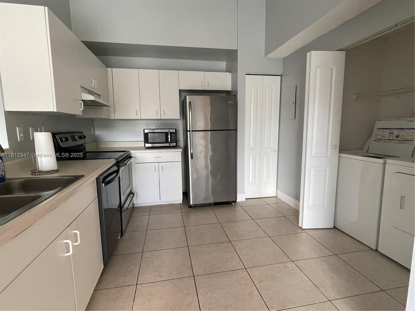 Property photo # 4