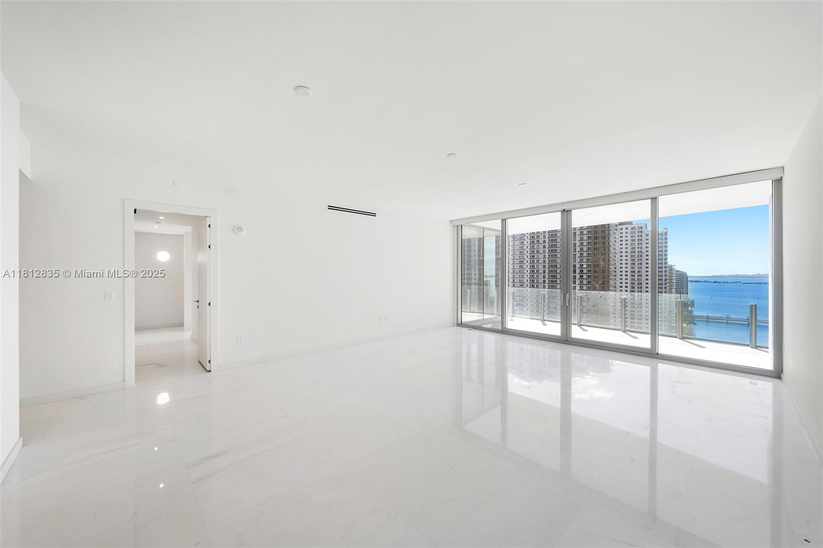 300 Biscayne Boulevard Way #1904C, Miami, Florida image 18