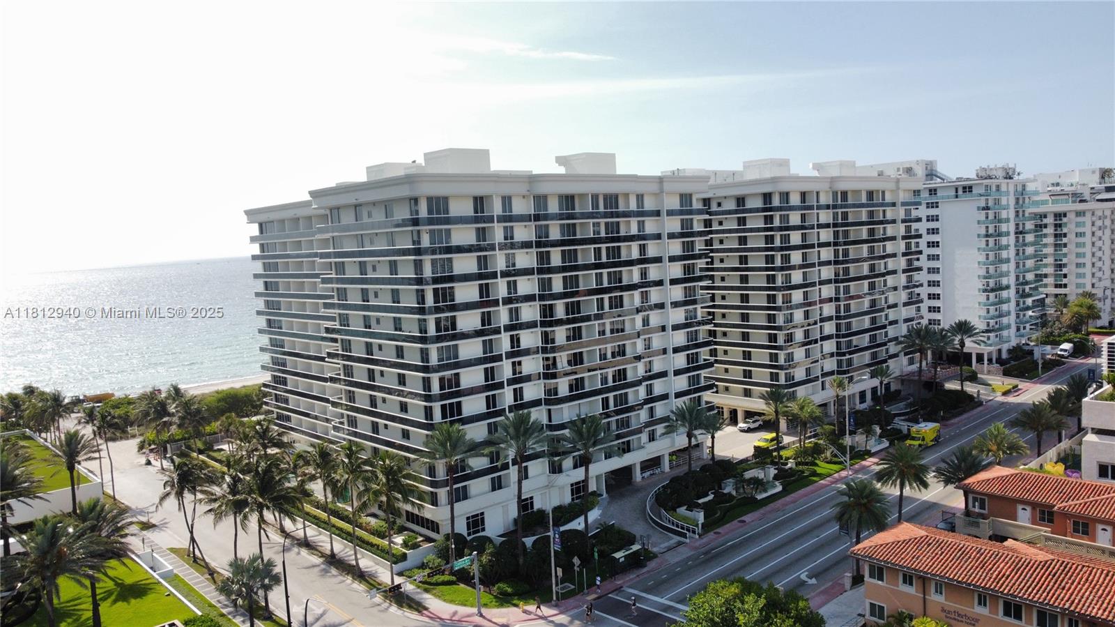 Apartamento en Alquiler en Surfside, FL