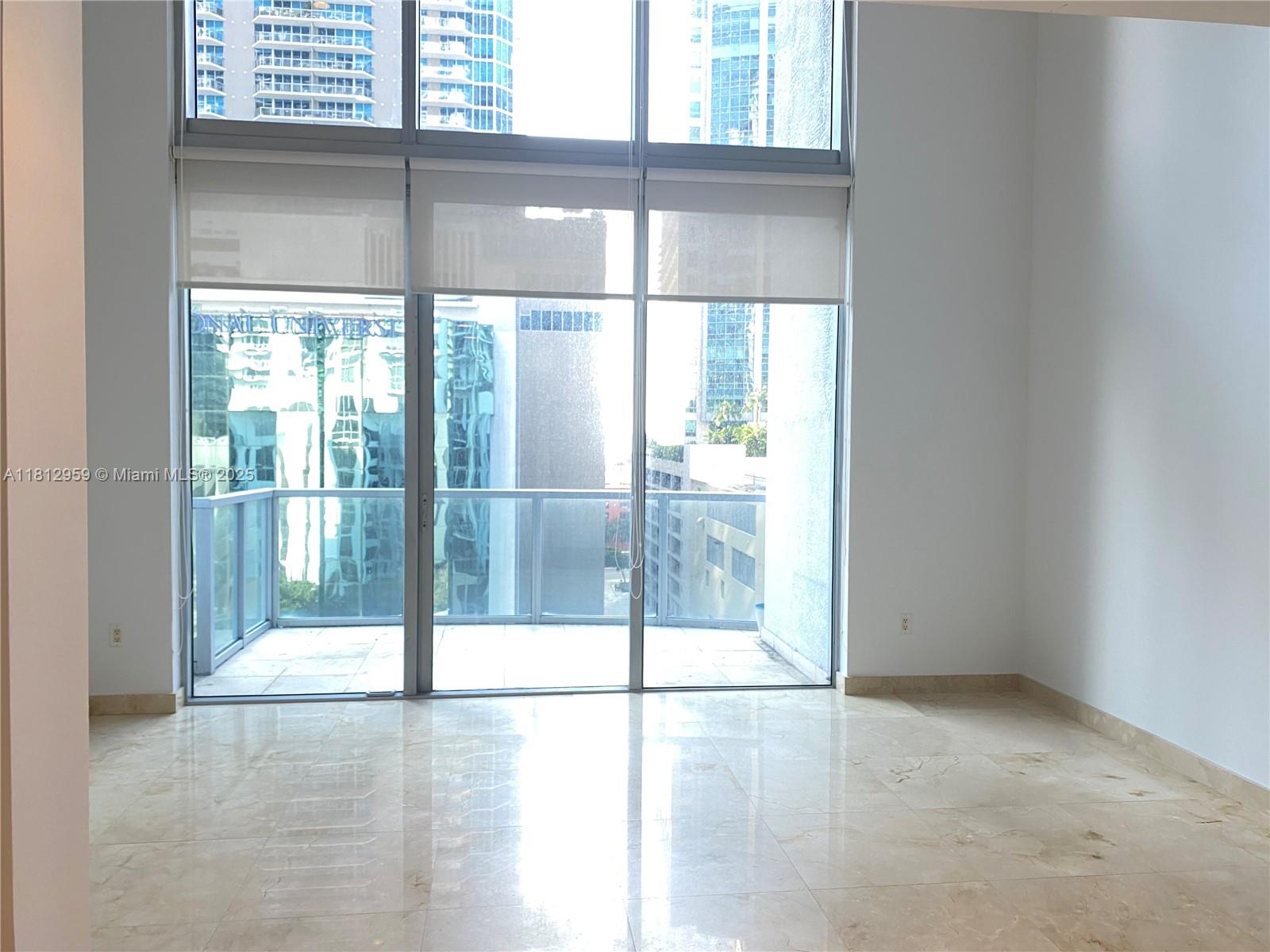 1060 BRICKELL AV #1009, Miami FL 33131