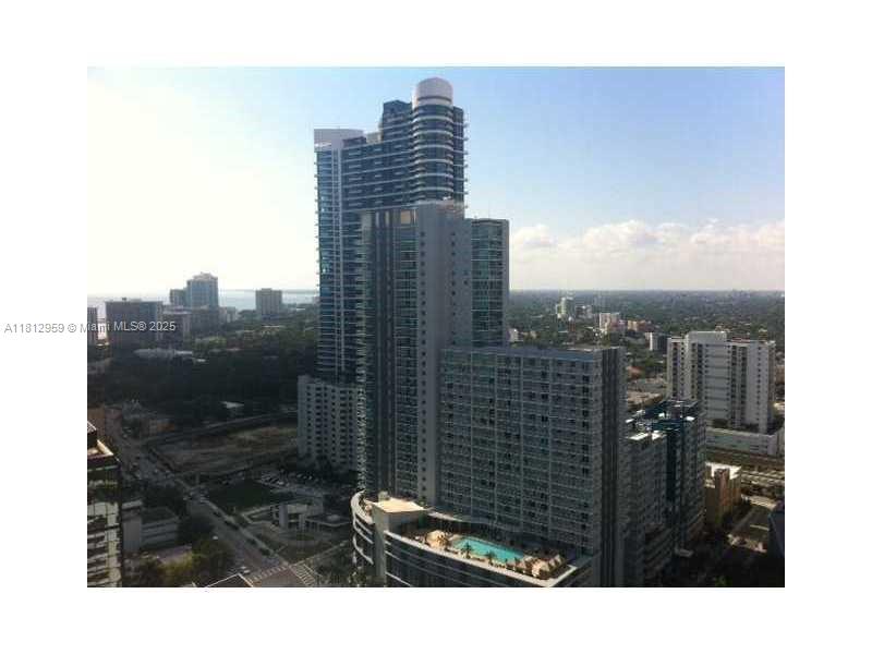 1060 BRICKELL AV #1009, Miami FL 33131