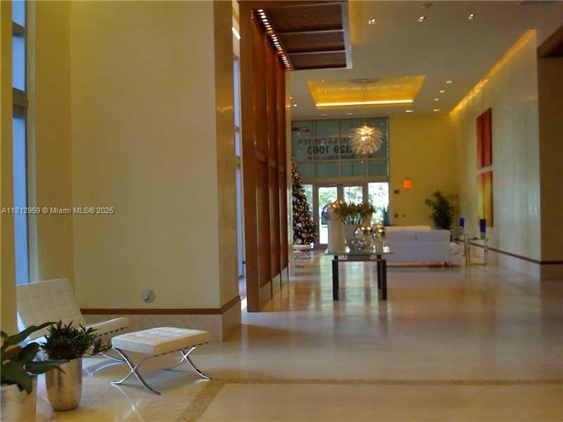 1060 BRICKELL AV #1009, Miami FL 33131
