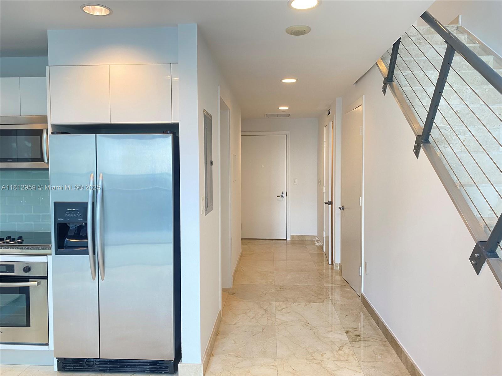 1060 BRICKELL AV #1009, Miami FL 33131